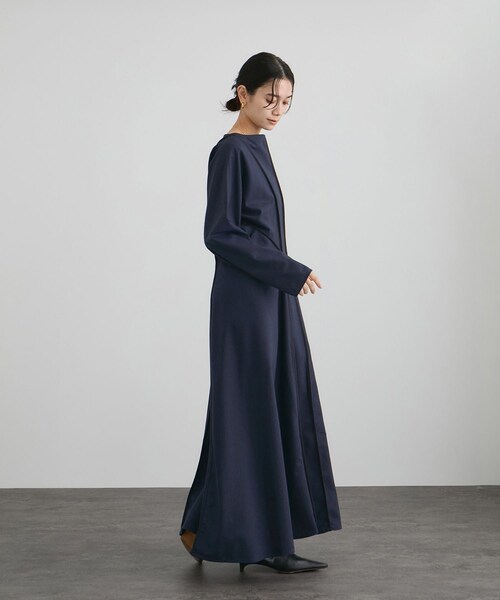 ADAM ET ROPE'(アダムエロペ)の「【Baserange(ベースレンジ)】NIKA DRESS(ドレス・レディース・ネイビー・XS)」の6枚目の写真
