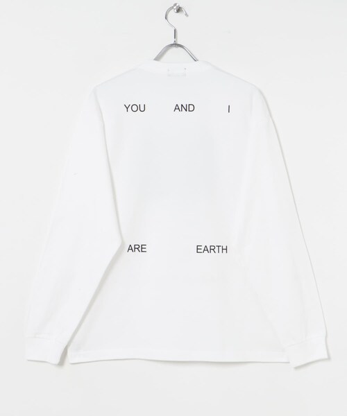 URBAN RESEARCH(アーバンリサーチ)の「BLANKMAG NIGHT photo L/S Tee(Tシャツ/カットソー・メンズ・White/Black・M/L/XL)」の6枚目の写真