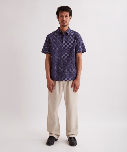 Saturdays NYC(サタデーズ ニューヨークシティ )の「Bruce Block Print Ss Shirt(シャツ/ブラウス・メンズ・ブラック/ホワイト/オリーブ/ネイビー/サックス・L/M/S/XL/XS)」の19枚目の写真