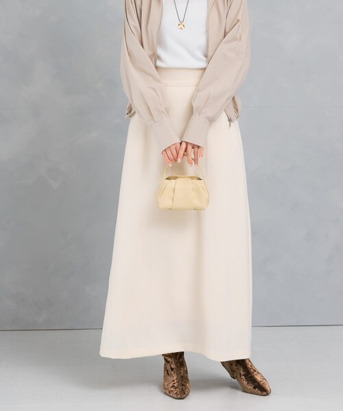 URBAN RESEARCH ROSSO（アーバンリサーチロッソ）の「ロングAラインスカート（スカート・レディース・black/off/blue・36/38）」の6枚目の写真