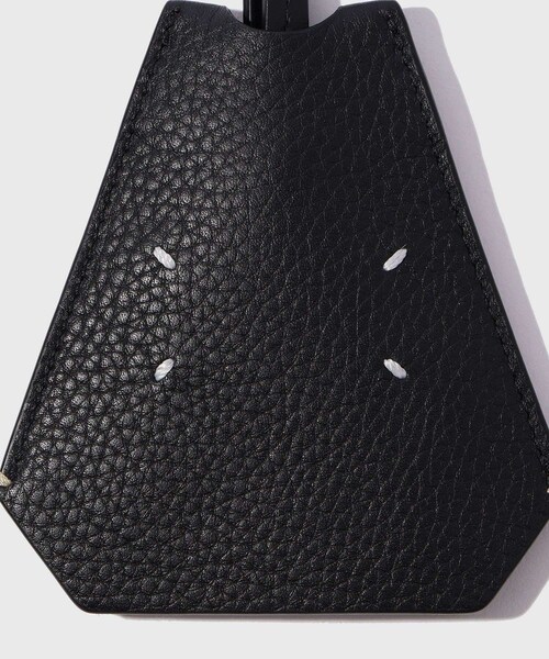 ADAM ET ROPE'（アダムエロペ）の「【Maison Margiela/メゾン マルジェラ】KEY RING（キーケース/キーアクセサリー・メンズ・ブラック・F）」の4枚目の写真