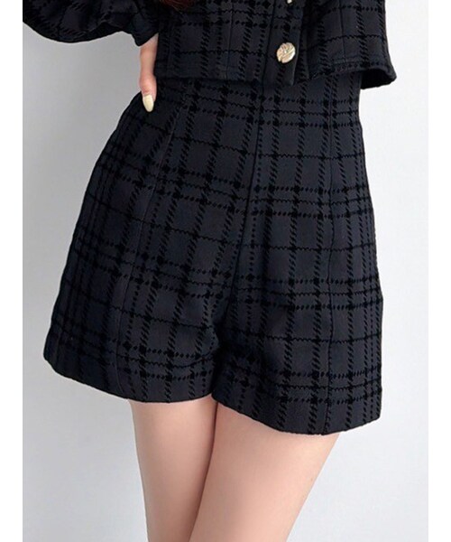 RESEXXY（リゼクシー）の「チェックハイウエストショートパンツ（その他パンツ・レディース・チャコールグレー/ブラック/レッド・F）」の2枚目の写真