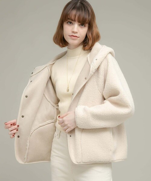 URBAN RESEARCH Sonny Label（アーバンリサーチサニーレーベル）の「ムートンリバーシブルフーディーコート（ムートンコート・レディース・CCLxCCL/IVOxBEG/OFF×CAM・36/38）」の22枚目の写真