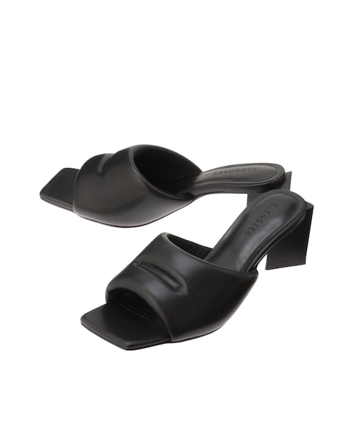 ELENDEEK（エレンディーク）の「CUSHION SANDAL（サンダル・レディース・オフホワイト/ブラック/レッド・37/38）」の16枚目の写真