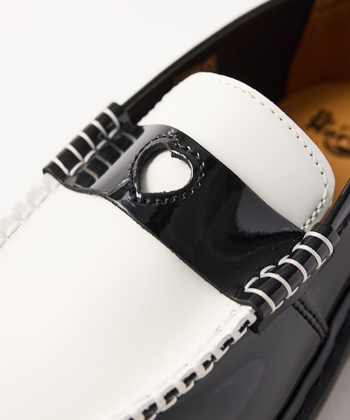 ADAM ET ROPE'(アダムエロペ)の「【Dr.Martens】PENTON HEART LOAFER(ローファー・レディース・ブラック・4/5/6)」の8枚目の写真
