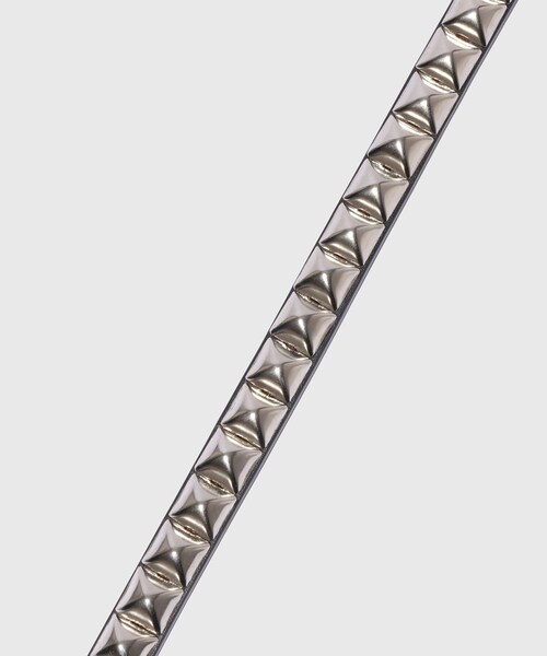 ADAM ET ROPE'(アダムエロペ)の「【KINGSLEY WALTERS STUDIO】Albert Studded(ベルト・メンズ・ブラック・28/30/32/34/36)」の8枚目の写真