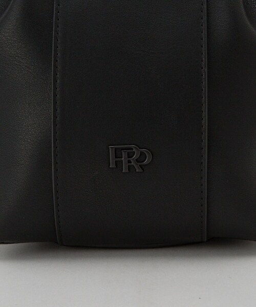 ROPE'（ロペ）の「RPロゴドロストミドルバッグ（ハンドバッグ・レディース・ブラック/ホワイト/ベージュ系/シルバー/ダークブラウン/グリーン/ライトグリーン/サックス/パープル/ワイン/クリーム/ダークブラウン系・F）」の20枚目の写真