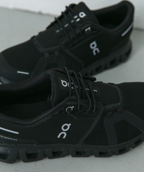 URBAN RESEARCH DOORS(アーバンリサーチドアーズ)の「On CLOUD 6(スニーカー・メンズ・BRUME/OLV/BLK/BLK/WHT/BLK・26/26.5/27/27.5/28/28.5/29/30)」の19枚目の写真
