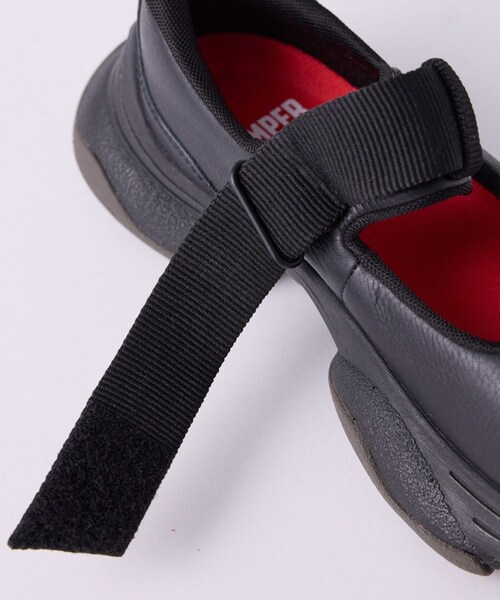 ADAM ET ROPE'（アダムエロペ）の「【CAMPER】Karst2 STRAP LEATHER SHOES WMNS（スニーカー・レディース・ブラック・36/37）」の7枚目の写真