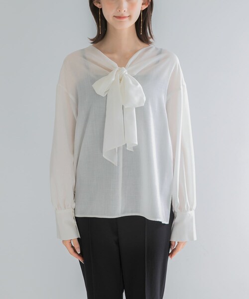 URBAN RESEARCH ROSSO（アーバンリサーチロッソ）の「セミシアーウール混2WAYタイブラウス（シャツ/ブラウス・レディース・WHITE/GRAY/D/NAVY・Free）」の13枚目の写真