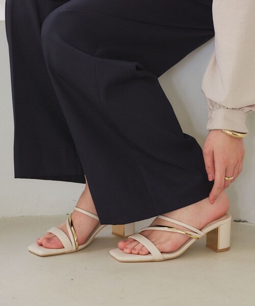 VIS（ビス）の「メタルヒールサンダル（サンダル・レディース・ブラック/オフホワイト・L/M/S）」の19枚目の写真