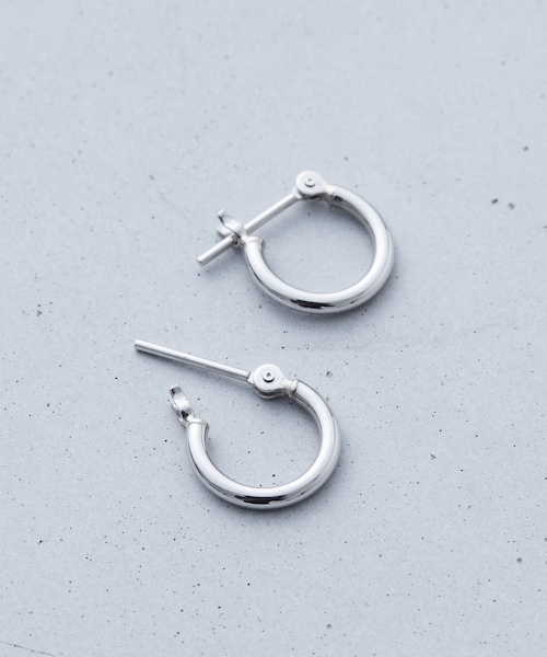 ROPE'(ロペ)の「【Mimi】R(ロペ アール)PT プレーンフープピアス(ピアス(両耳用)・レディース・シルバー系・F)」の11枚目の写真