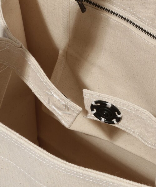 ADAM ET ROPE'（アダムエロペ）の「【Toogood/トゥーグッド】THE HANDYMAN BAG（トートバッグ・メンズ・キナリ・F）」の8枚目の写真