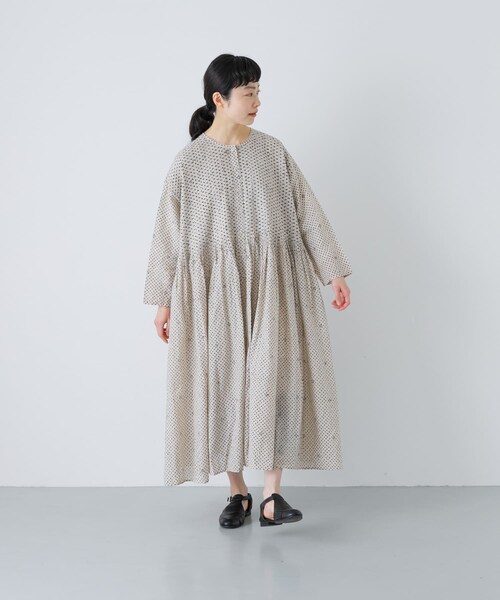 かぐれ（カグレ）の「maison de soil　BLOCK PRINT SHIRTS DRESS（ワンピース・レディース・LT BEIGE・2）」の4枚目の写真