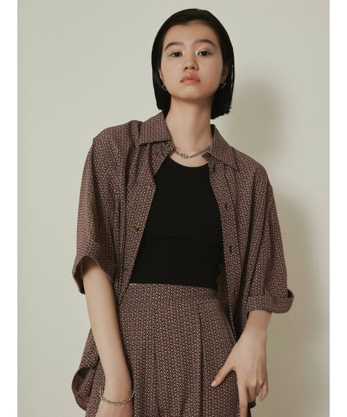 EMODA（エモダ）の「【セットアップ着用可】ボーイズワイドシャツ（シャツ/ブラウス・レディース・ブラウン/ブラック/イエロー/ライトミックス・F）」の18枚目の写真