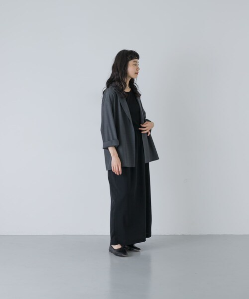 かぐれ（カグレ）の「YLEVE　WOOL TROPICAL WORK JACKET（テーラードジャケット・レディース・CHARCOAL・1）」の9枚目の写真