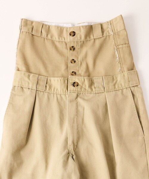 ADAM ET ROPE'（アダムエロペ）の「【QUIITO】REMAKE W WAIST CHINO PANTS（チノパンツ・レディース・ベージュ・1/2）」の5枚目の写真
