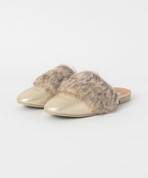 KBF（ケイビーエフ）の「ファーサンダル∴（サンダル・レディース・BLACK/GOLD/BRONZE・36/37/38）」の2枚目の写真