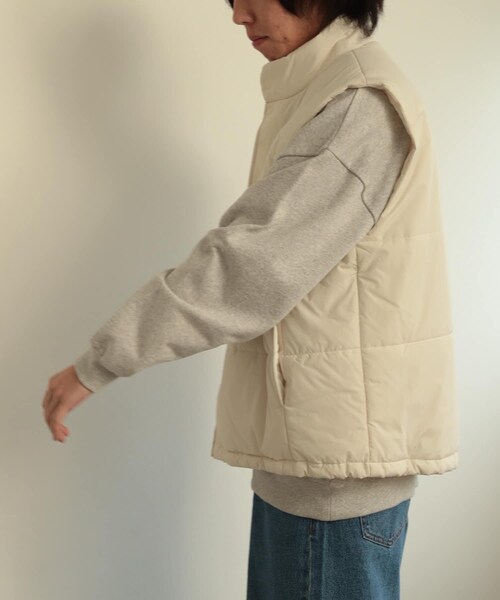 SENSE OF PLACE by URBAN RESEARCH（センスオブプレイスバイアーバンリサーチ）の「パデットドローコードツキベスト（その他アウター・メンズ・GRAY/IVORY/BLACK・M/L）」の19枚目の写真