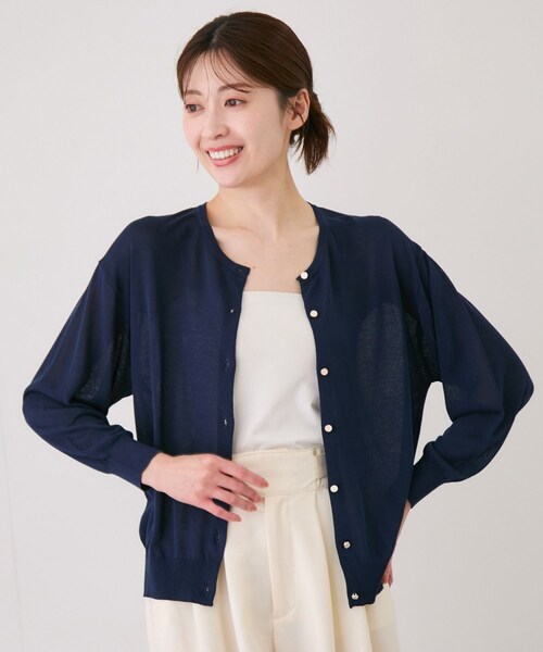 Jayro(ジャイロ)の「ドロップショルダークルーネックカーディガン(ニット/セーター・レディース・ブラック/ホワイト/ホワイト系/ネイビー/ブルー/ブルー系/オレンジ系/イエロー・M)」の9枚目の写真