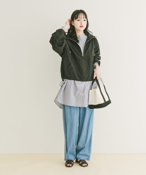 ITEMS URBANRESEARCH（アイテムズ アーバンリサーチ）の「『UVカット/撥水』アノラックフーディーブルゾン（ブルゾン・レディース・MILK/CML/BLK・Free）」の18枚目の写真