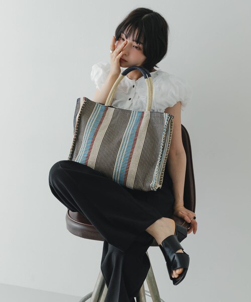 RODE SKO（ロデスコ）の「ストライプ編み込みトートバッグ（トートバッグ・レディース・OFF WHITE/NAVY・One）」の20枚目の写真