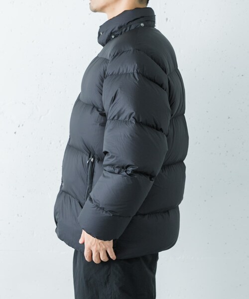 URBAN RESEARCH（アーバンリサーチ）の「KAJIF LIGHT DOWN JACKET（その他アウター・メンズ・BLACK/D.GREEN/ORANGE・M/L）」の13枚目の写真