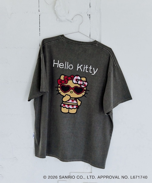 VIS(ビス)の「【HELLO KITTY×VIS】日焼けデザイン ハローキティビッグTシャツ(Tシャツ/カットソー・レディース・チャコール/ホワイト系・F)」の20枚目の写真