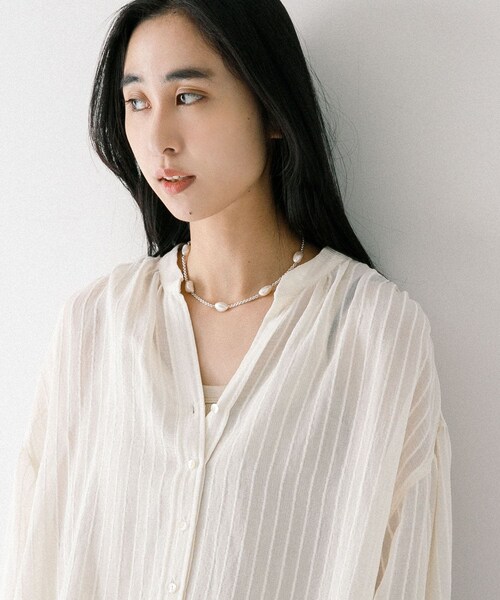 URBAN RESEARCH（アーバンリサーチ）の「PLOW　Pearl Necklace（ネックレス・レディース・Pearl SV・-）」の4枚目の写真