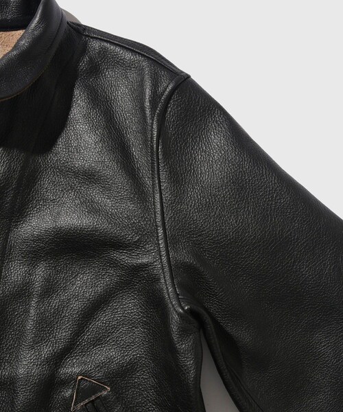 ADAM ET ROPE'（アダムエロペ）の「【Mister Freedom/ミスターフリーダム】CAMPUS STUD JACKET COWHIDE LEATHER（ライダースジャケット・メンズ・ブラック・40/42）」の9枚目の写真