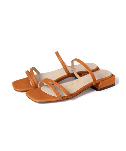 GRL（グレイル）の「スクエアトゥストラップサンダル（サンダル・レディース・オフホワイト/べっ甲/ブラック/ベージュ/ブラウン/オレンジ/アイボリー・24.5）」の7枚目の写真