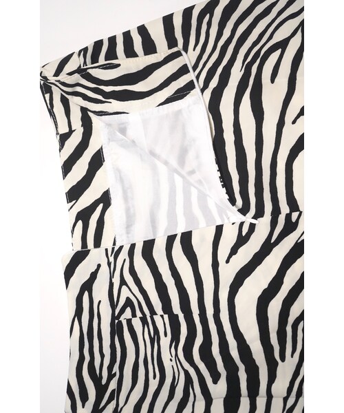 A.D.G（エーディージー）の「Zebra Pattern Mini Skirt (off white)（スカート・レディース・ホワイト・FREE）」の8枚目の写真