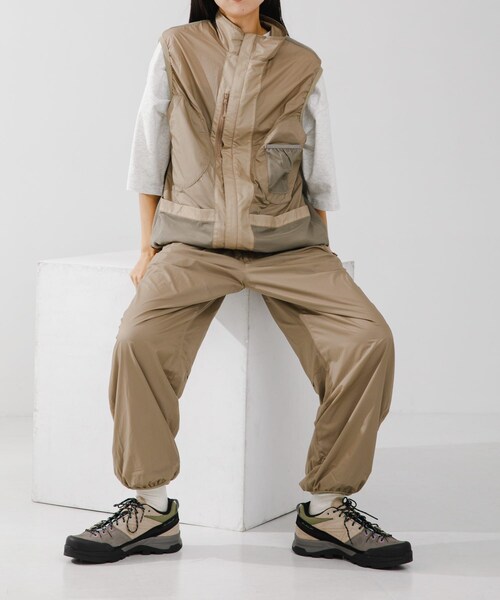 URBAN RESEARCH（アーバンリサーチ）の「DAIWA PIER39　REVERSIBLE WIND SHIELD VEST（テーラードジャケット・メンズ・NAVY/BLACK/BEIGE・S/M/L/XL）」の22枚目の写真