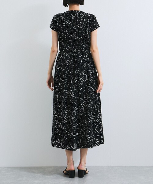 VIS（ビス）の「シャーリングデザインワンピース【WEB限定サイズ】（ワンピース・レディース・ブラック系/ダークブラウン系/ブルー系・F/PF）」の20枚目の写真