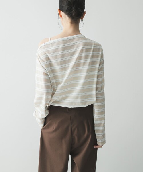 URBAN RESEARCH(アーバンリサーチ)の「マルチボーダー2WAYカットソー(Tシャツ/カットソー・レディース・RED/BEIGE/OFF WHITE・Free)」の16枚目の写真