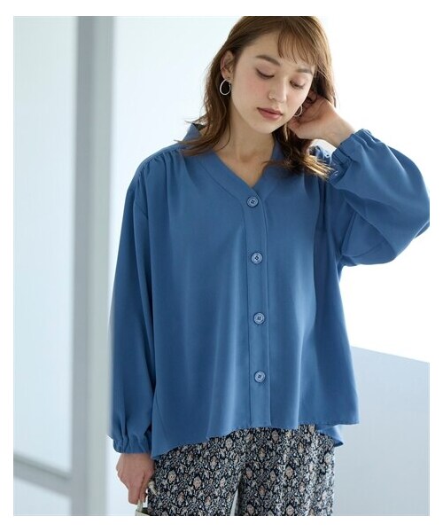 nissen（ニッセン）の「＜大きいサイズ＞ゆるシルエットバックシャーリングブラウス（シャツ/ブラウス・レディース・グレイッシュブルー/モーブピンク/黒・L/LL/3L/4L/5L/6L/8L/10L）」の22枚目の写真