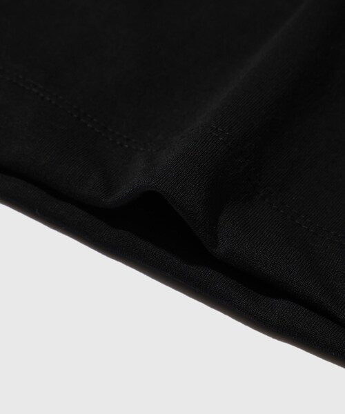 ADAM ET ROPE'(アダムエロペ)の「【ATON/エイトン】DRY COTTN JERSEY T-SHIRT(Tシャツ/カットソー・メンズ・ブラック/ホワイト・4/6)」の10枚目の写真