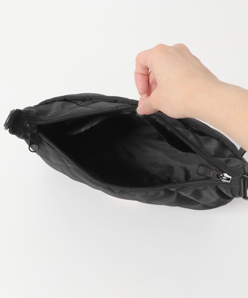 RODE SKO(ロデスコ)の「『別注』OUTDOOR PRODUCTS×hun RODESKO QuiltingChainBag(ハンドバッグ・レディース・BLACK/BEIGE・-)」の15枚目の写真