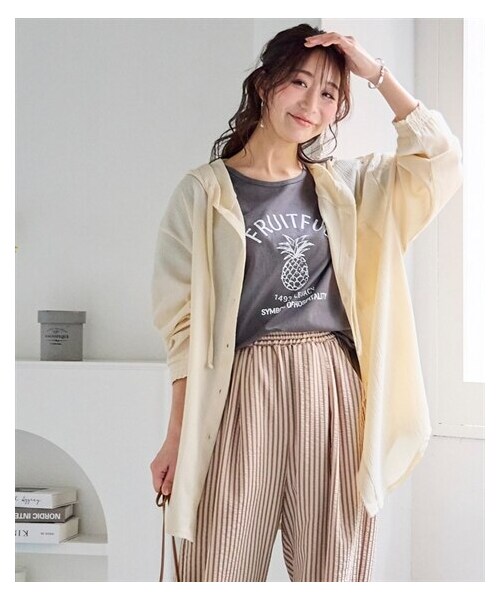 nissen（ニッセン）の「楊柳ビッグフードシャツパーカー（UVカット）＜大きいサイズ有＞（パーカー・レディース・ライトベージュ/アイスミント/黒・S/M/L/LL/3L）」の12枚目の写真