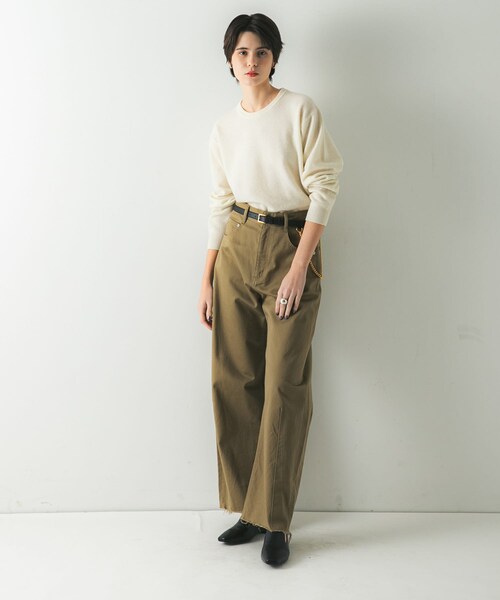 URBAN RESEARCH(アーバンリサーチ)の「ウール100 クルーネックソフトニット(ニット/セーター・レディース・OFF WHITE/BLUE/GRAY/BLACK・Free)」の11枚目の写真