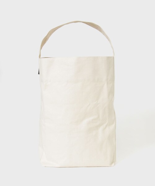 URBAN RESEARCH(アーバンリサーチ)の「Kaan MEGA BUCKET TOTE(トートバッグ・メンズ・BLACK/NATURAL・FREE)」の2枚目の写真