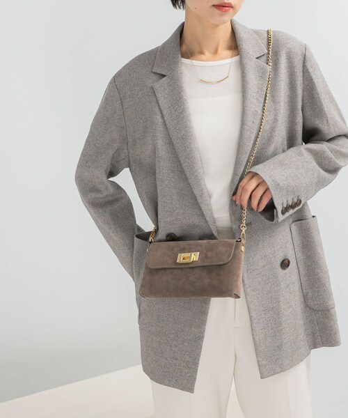 URBAN RESEARCH ROSSO（アーバンリサーチロッソ）の「AULENTTI　スエードチェーンBAG（ショルダーバッグ・レディース・TAUPE/MARRON・Free）」の3枚目の写真