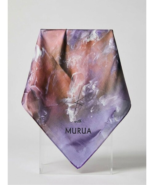 MURUA（ムルーア）の「【LIA KIMURA×MURUA】サテンスカーフ（マフラー・レディース・ブルー/ブラウン・F）」の3枚目の写真