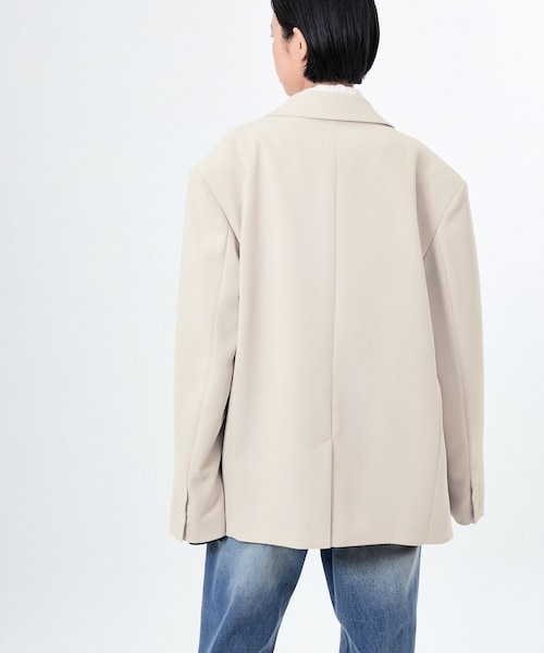 ADAM ET ROPE'(アダムエロペ)の「BOXY SET UP JACKET(テーラードジャケット・レディース・ブラック/ベージュ系・38/40/42)」の19枚目の写真