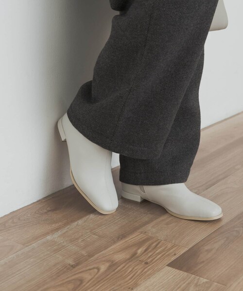 URBAN RESEARCH DOORS（アーバンリサーチドアーズ）の「スタイルアップブーツ（ブーツ・レディース・IVORY/BLACK・36/37/38）」の9枚目の写真