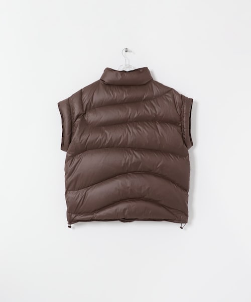 LAATO（ラート）の「short-sleeved down vest（その他アウター・レディース・チョコレート/ラクダ・FREE）」の13枚目の写真