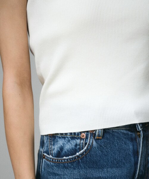 ADAM ET ROPE'(アダムエロペ)の「【セットアップ対応】キュプラコットンリブクロスキャミソール(キャミソール・レディース・ブラック/グレー/オフホワイト・F)」の21枚目の写真