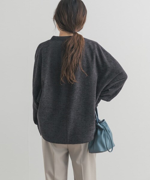URBAN RESEARCH DOORS（アーバンリサーチドアーズ）の「ドルマンバンドカラーシャツ（シャツ/ブラウス・レディース・BEIGE/CHARCOAL・Free）」の8枚目の写真