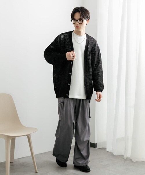 SENSE OF PLACE by URBAN RESEARCH（センスオブプレイスバイアーバンリサーチ）の「『ユニセックス』『洗濯可』シアーVネックカーディガン（カーディガン/ボレロ・メンズ・RED/BLACK/MINT・M/L）」の11枚目の写真