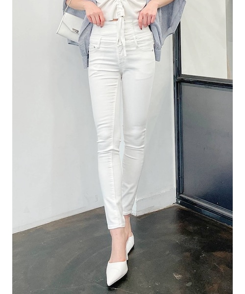 GYDA（ジェイダ）の「H/W ウエストクロススキニーデニムパンツ（デニムパンツ・レディース・オフホワイト/ブラック/ブルー/アイスブルー/インディゴ・XS/S/M）」の6枚目の写真